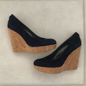Stuart Weitzman, Corkswoon Wedges in Navy Blue Suede, size 8